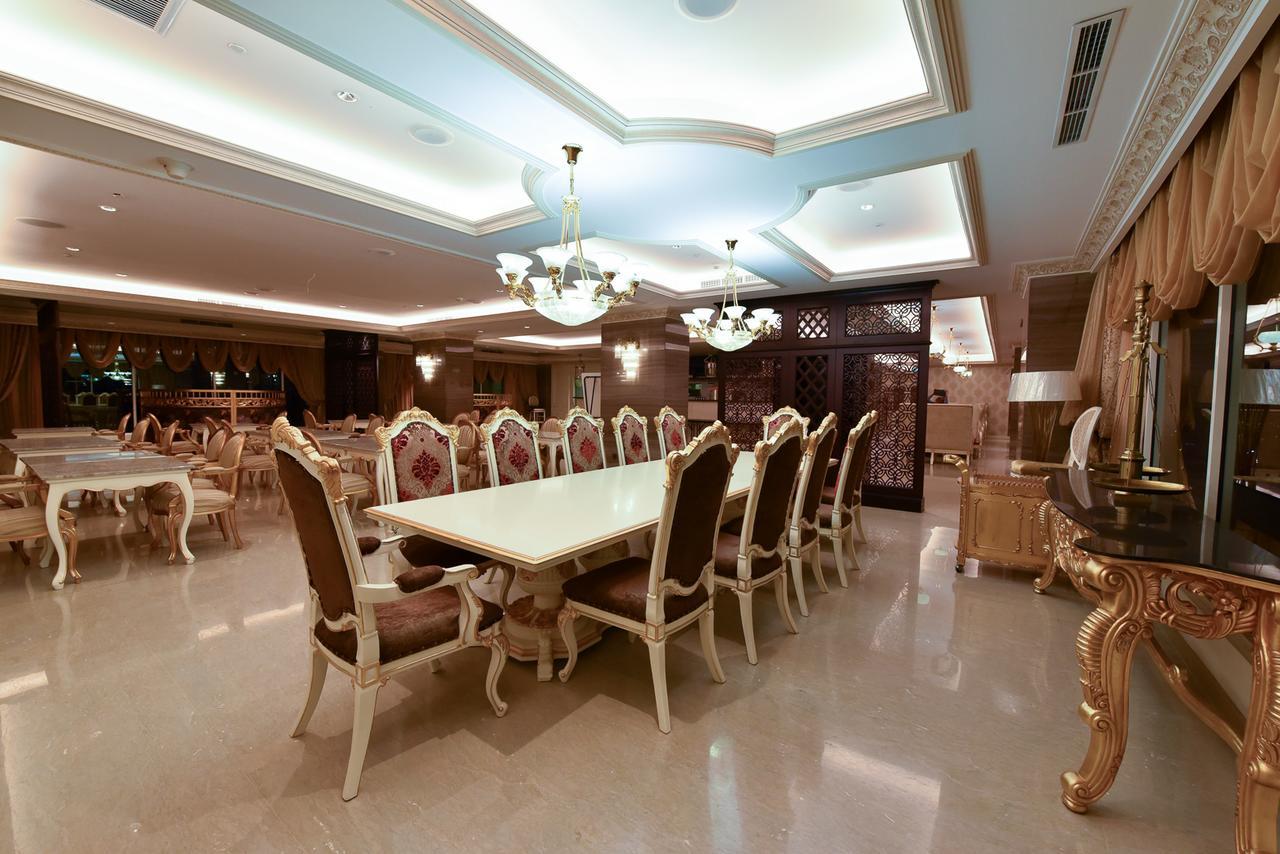 玛卡萨尔迈可酒店及会议中心 马卡萨 外观 照片